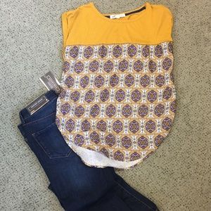 NWOT Boutique Top Size Small